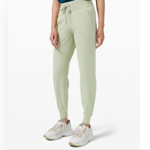 Lululemon Ready to Rulu Jogger